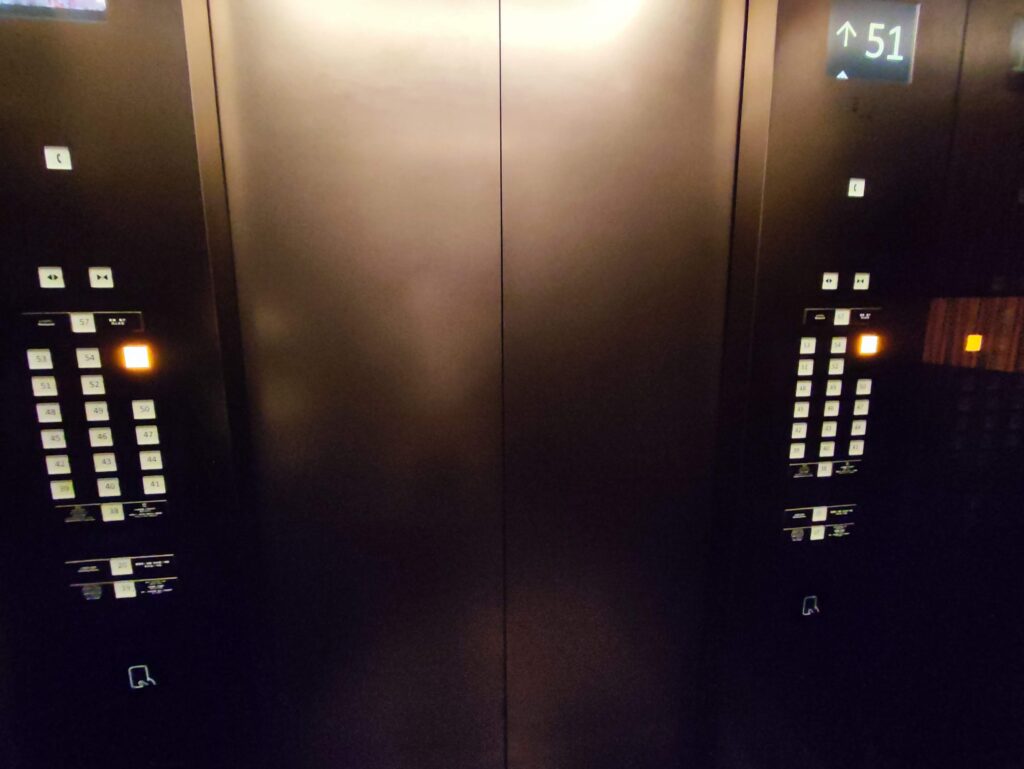 客室階エレベーター