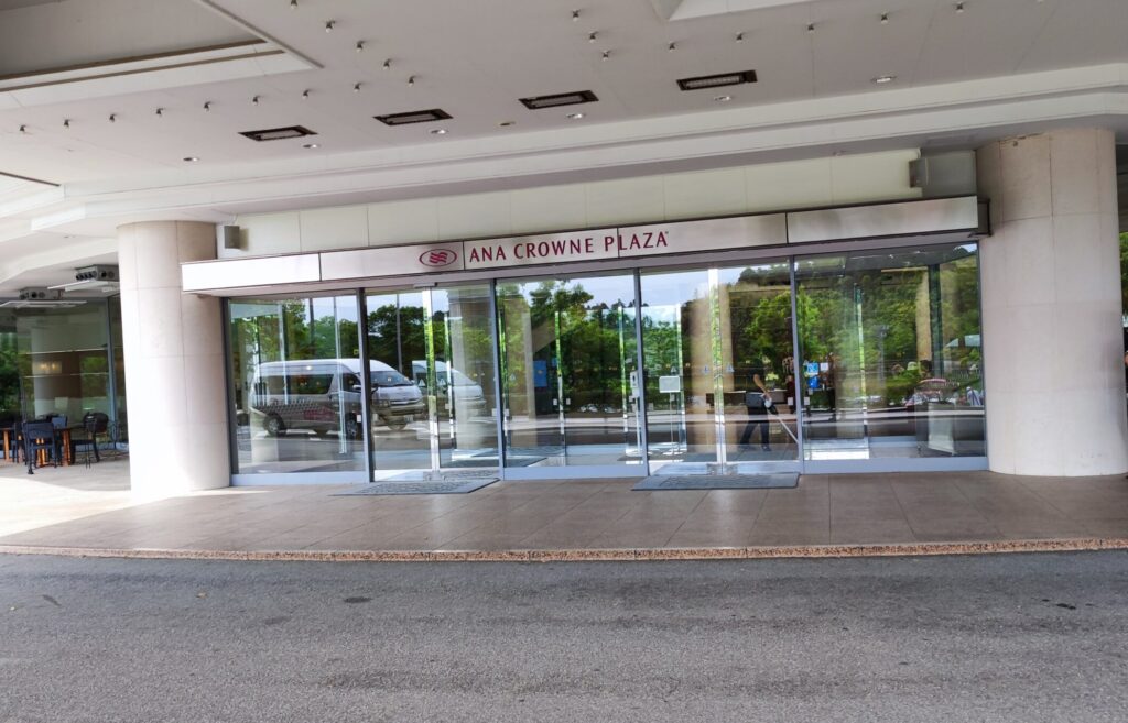 ANAクラウンプラザホテル成田玄関